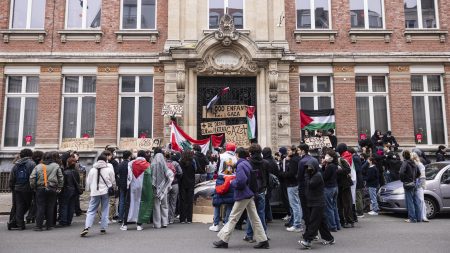 Une association féministe crée une polémique et un blocage, avant que l’ESJ Lille rétablit leur convention