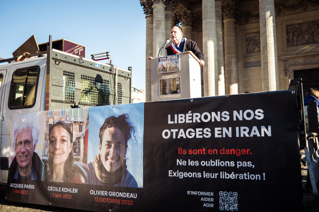 Après 29 mois de détention en Iran, le Français Olivier Grondeau a été libéré et est de retour en France