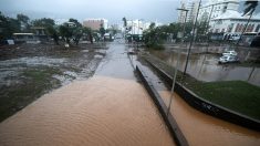 Après le passage du cyclone Garance, La Réunion prend la mesure des dégâts