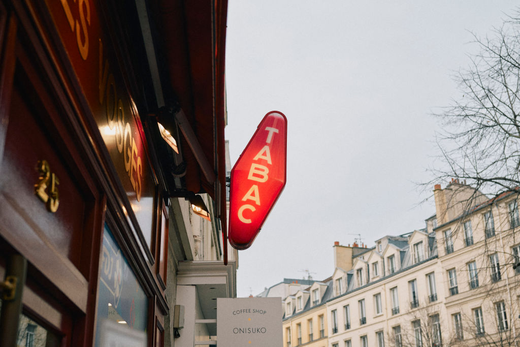 Chute des ventes de tabac : les buralistes se joignent à l'appel de sanctions contre les trafiquants