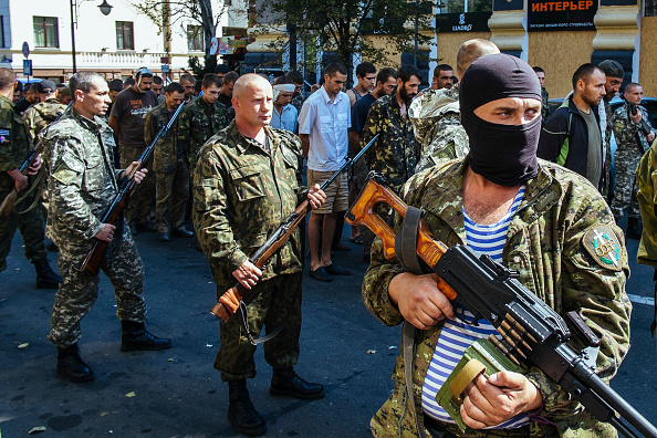 L'Ukraine accuse la Russie d'avoir exécuté cinq soldats captifs