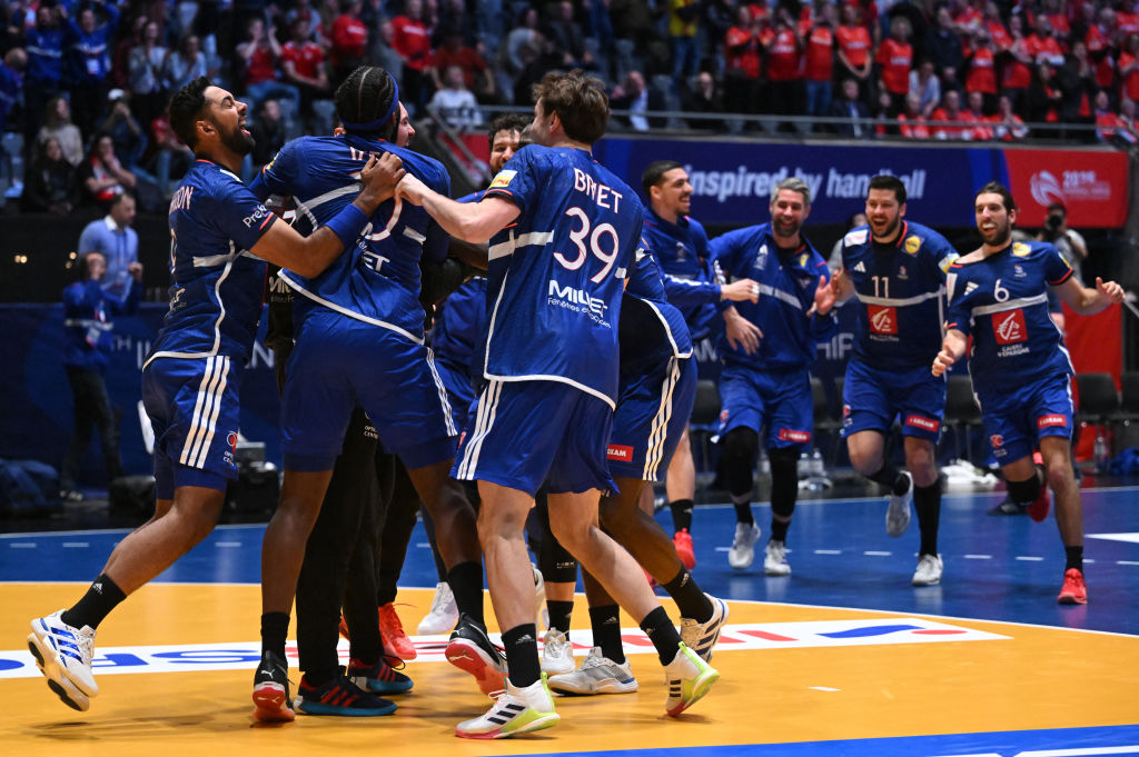 Hand/EHF Euro Cup: les Bleus mettent fin à la série de 26 victoires du roi Danemark