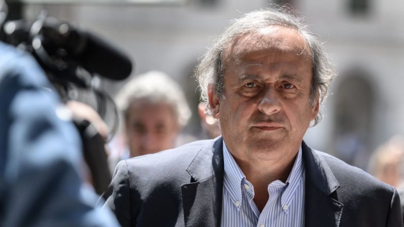 "Une parole c'est une parole: la Fifa me devait cet argent", a martelé Michel Platini lundi au premier jour de son procès en appel en Suisse, dans l'affaire du paiement suspect qui a brisé sa carrière en 2015. (Photo : FABRICE COFFRINI/AFP via Getty Images)