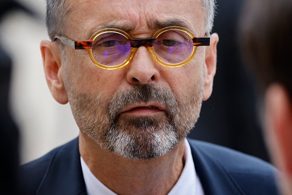 Absentéisme : le maire de Béziers envisage de supprimer les allocations familiales aux parents dont les enfants manquent l’école