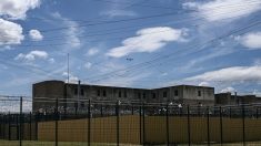 Prisons : nouveaux tags et incendies, François Bayrou, Bruno Retailleau et Gérald Darmanin mercredi en Isère