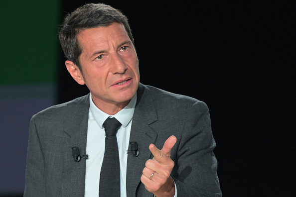« La moitié de l’augmentation de la dette depuis 2017, c’est le coût des retraites », pointe le maire de Cannes David Lisnard