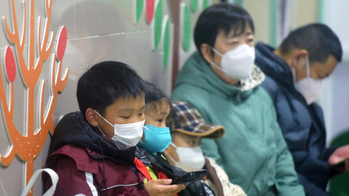 En Chine, les habitants dénoncent des crématoriums surchargés et des quartiers vides