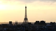 La tour Eiffel sera éteinte lundi soir en hommage au pape François