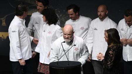 « C’est aussi beaucoup grâce à elle » : Philippe Etchebest remercie son épouse pour sa deuxième étoile au Guide Michelin