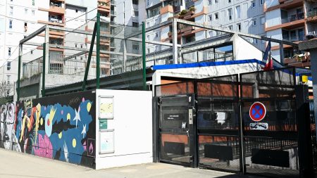 À Saint-Ouen, une école déménage à cause du trafic de drogues