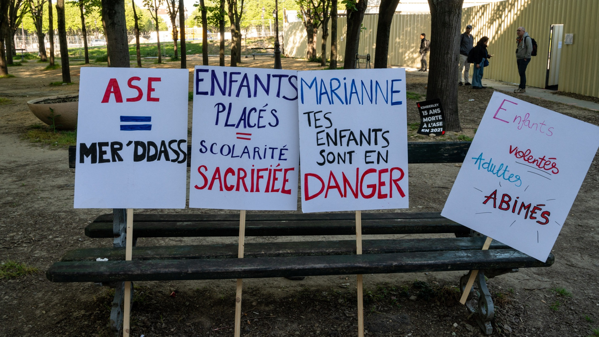 Aide sociale à l'enfance : une commission d'enquête parlementaire exhorte à "agir vite"