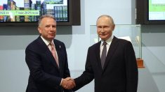 Vladimir Poutine propose de geler la ligne de front en Ukraine, selon le Financial Times