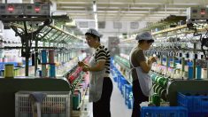 Les travailleurs et les entreprises de Chine craignent une crise économique alors que Pékin promet de « lutter jusqu’au bout » contre les droits de douane américains