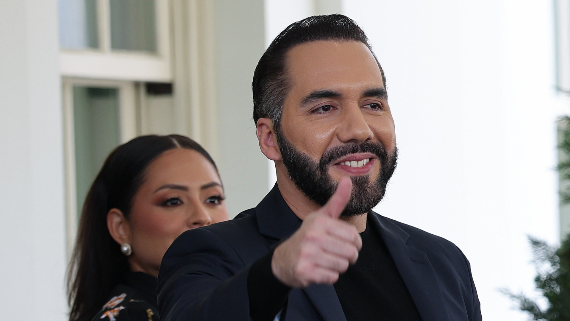 Le Salvador propose d'échanger des expulsés vénézuéliens des États-Unis contre des prisonniers politiques de Maduro