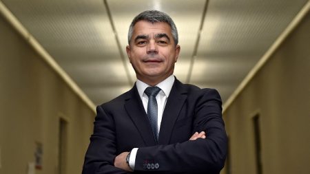 Saint-Nazaire : le maire socialiste décide d’armer sa police municipale en 2026, le groupe d’opposition s’en indigne