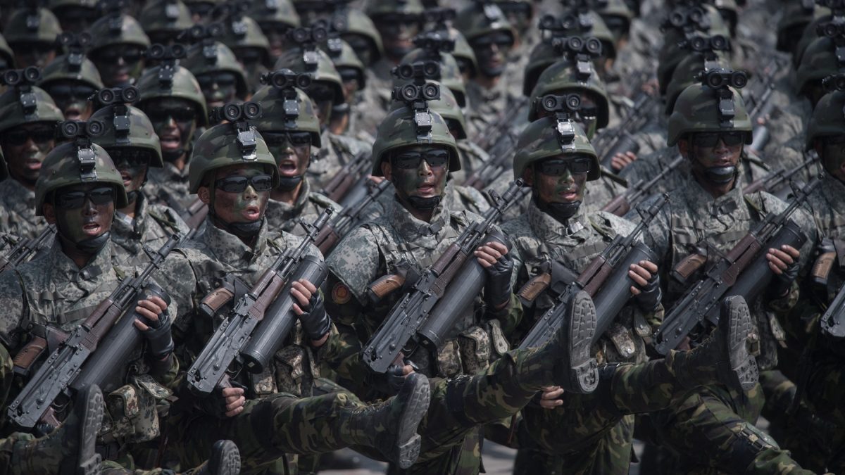 Dans le cadre d’un pacte secret entre Xi et Poutine, des milliers de Chinois sont intégrés dans des unités nord-coréennes en Ukraine