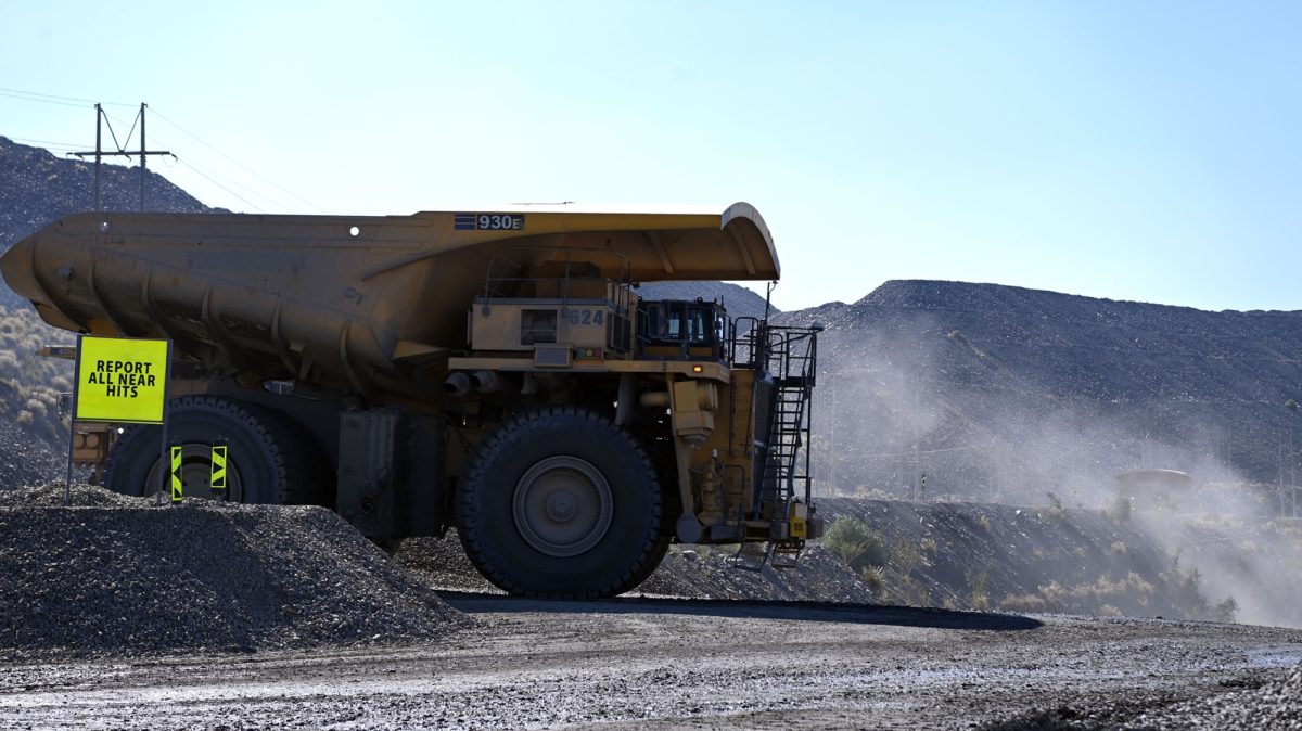 Minéraux en main, les envoyés commerciaux de l’Afrique en route pour les États-Unis