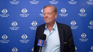 Shen Yun est « extraordinairement professionnel », s’enthousiasme un ancien chef d’entreprise