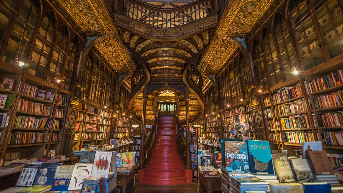Livraria Lello : la librairie la plus embellie du Portugal