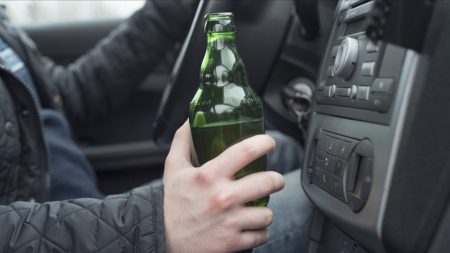 Un conducteur de 21 ans, sans permis, avec 4g d’alcool dans le sang, arrêté après avoir refusé d’obtempérer