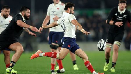 XV de France : « la saison n’a pas été facile mais je suis content de la fin », savoure Hastoy