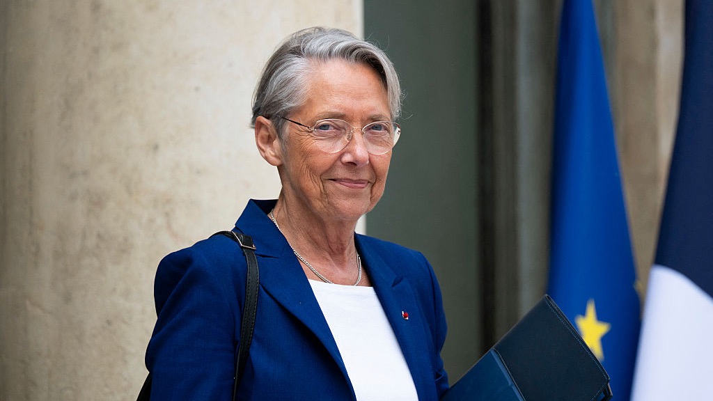 « Consignes de bienveillance excessive » : Élisabeth Borne va rédiger une circulaire sur les consignes de correction du bac